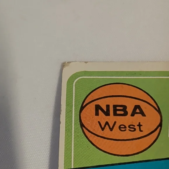 1970-71 All-Star Elgin Baylor Sports Card - Blue & Green - Picture 2 of 6